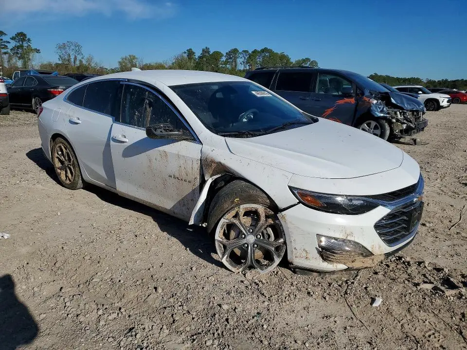 2022 CHEVROLET MALIBU LT  