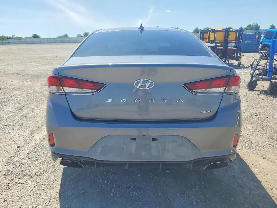 2018 HYUNDAI SONATA SPORT  