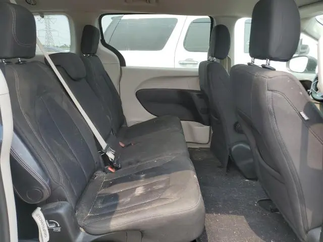 2018 CHRYSLER PACIFICA LX  