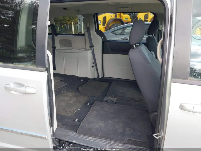 2010 DODGE GRAND CARAVAN SXT