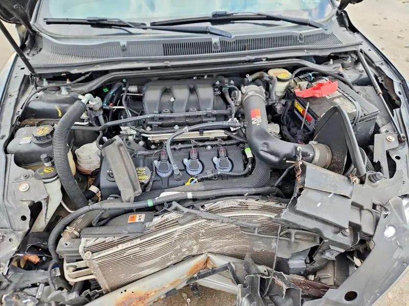 2013 FORD TAURUS SEL  