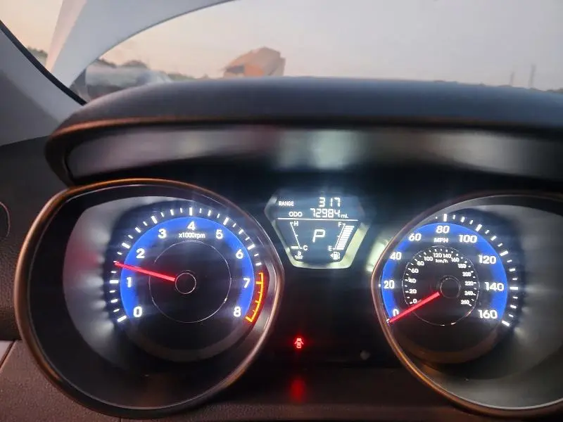 2012 HYUNDAI ELANTRA GLS  
