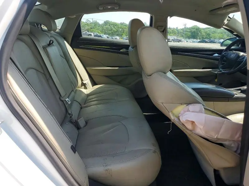 2017 BUICK LACROSSE ESSENCE  