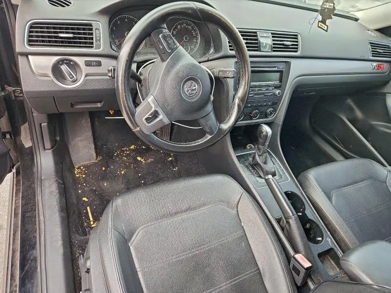 2014 VOLKSWAGEN PASSAT S  