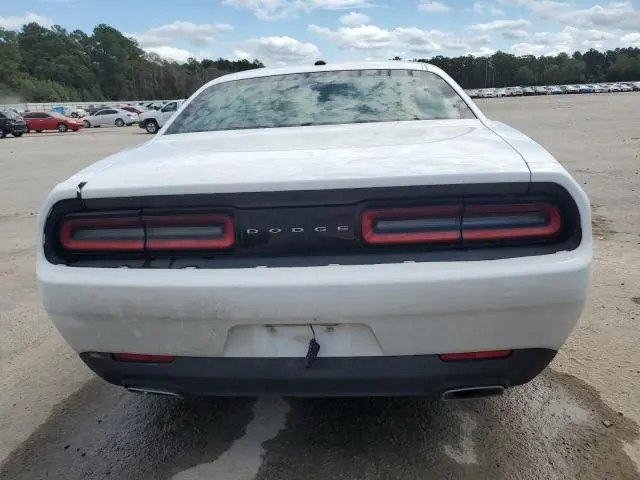 2016 DODGE CHALLENGER SXT  