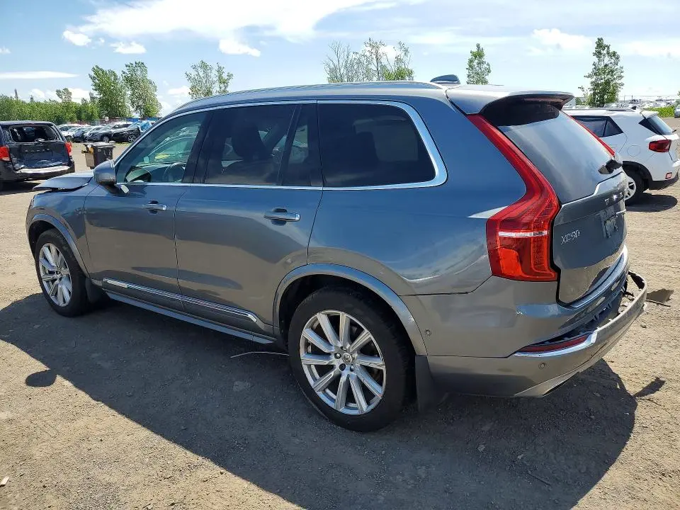 2016 VOLVO XC90 T6  