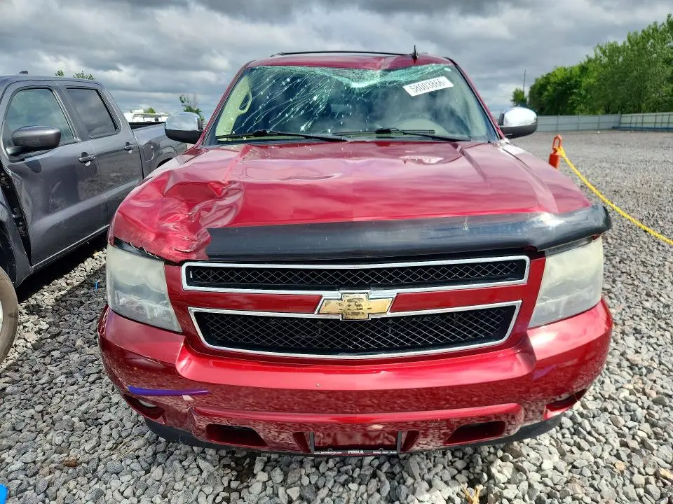 2011 CHEVROLET SUBURBAN K1500 LT  