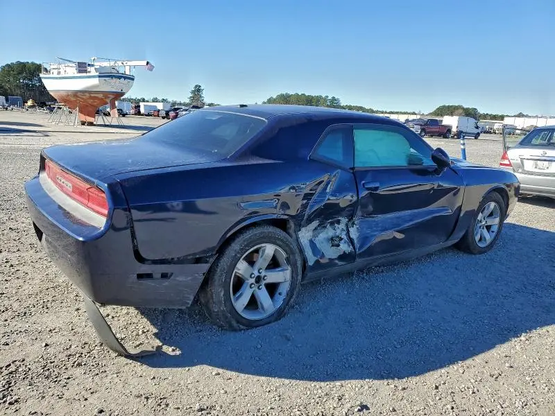 2014 DODGE CHALLENGER SXT  