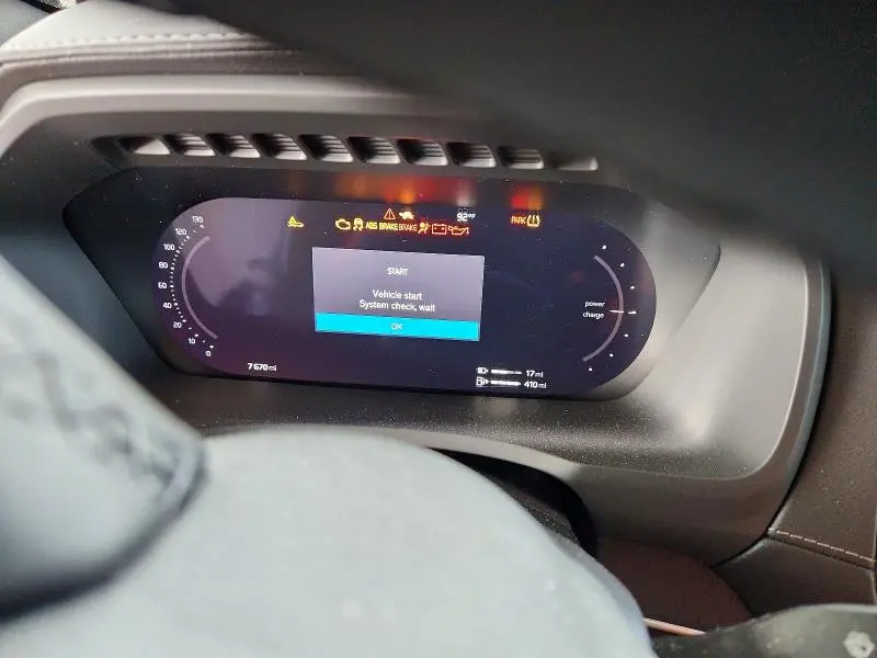 2025 VOLVO XC90 ULTRA  