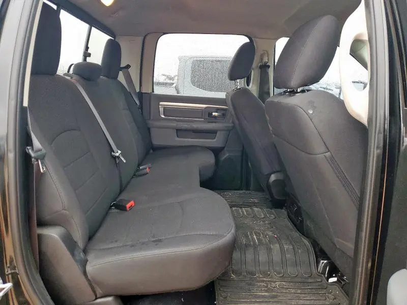 2019 RAM 1500 CLASSIC SLT  