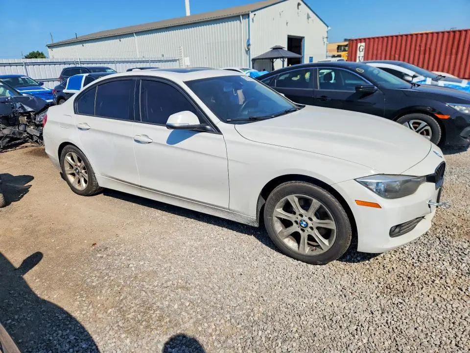 2012 BMW 320 I  