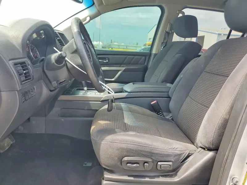 2015 NISSAN ARMADA SV  