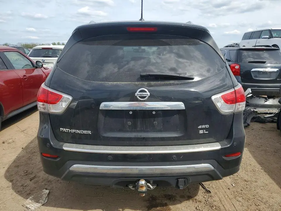 2014 NISSAN PATHFINDER SL  