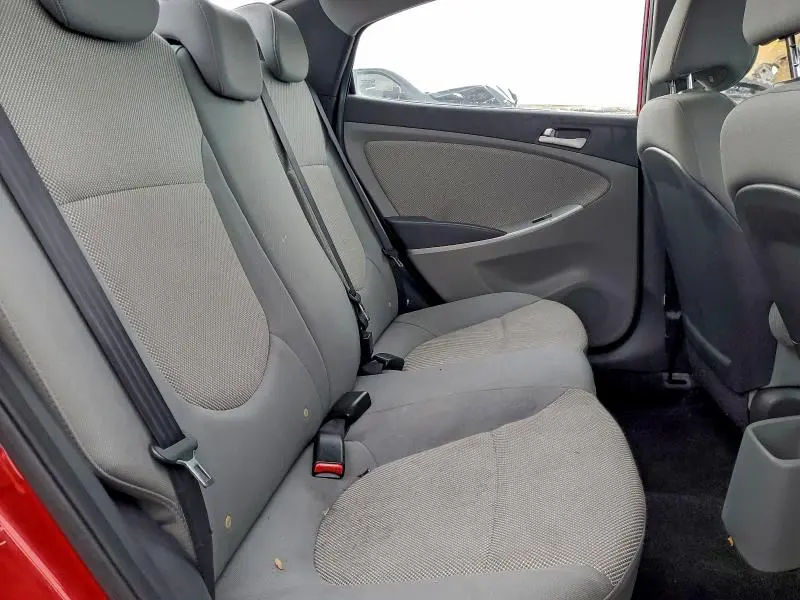 2012 HYUNDAI ACCENT GLS  