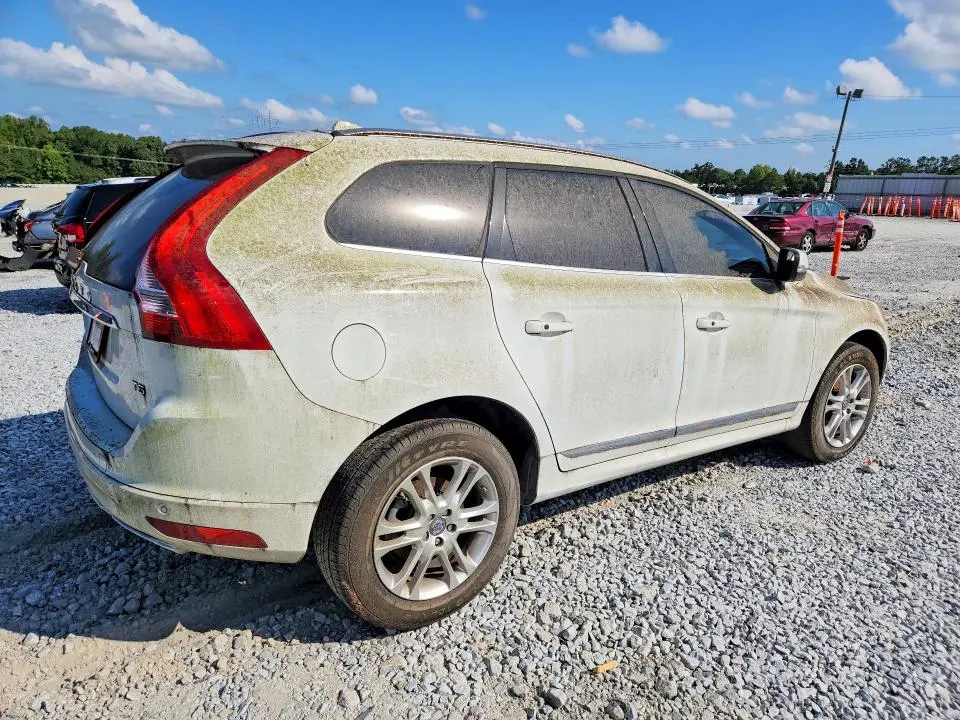 2015 VOLVO XC60 T5 PREMIER  