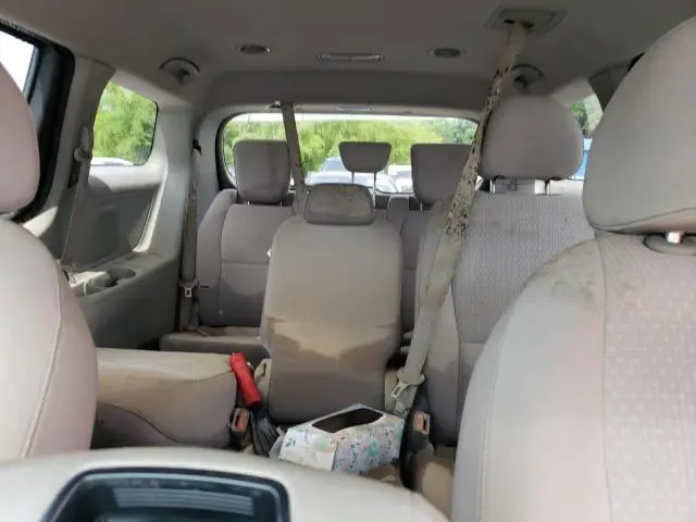 2016 KIA SEDONA LX  