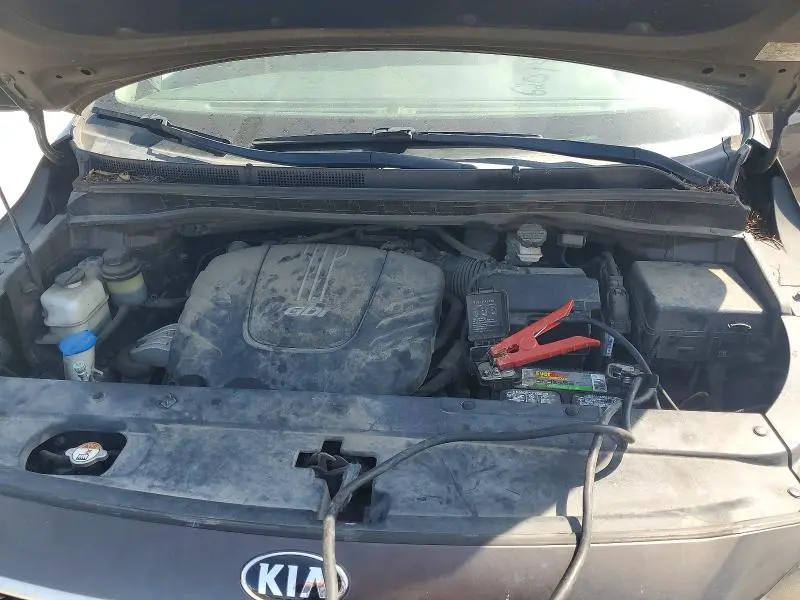 2017 KIA SEDONA LX  