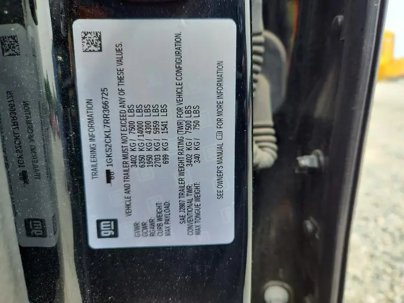 2024 GMC YUKON AT4  