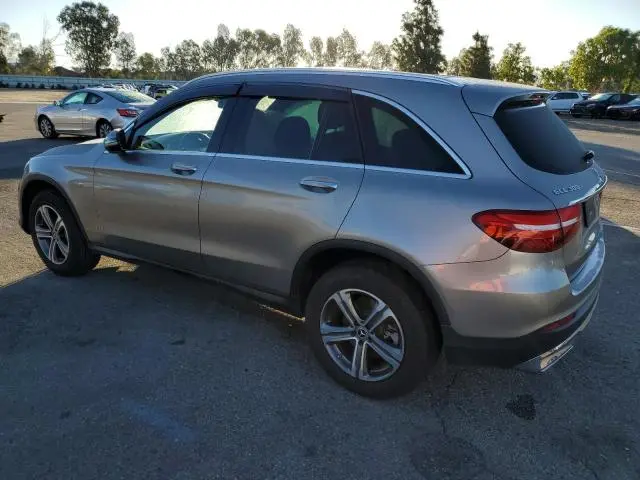 2019 MERCEDES-BENZ GLC 300  