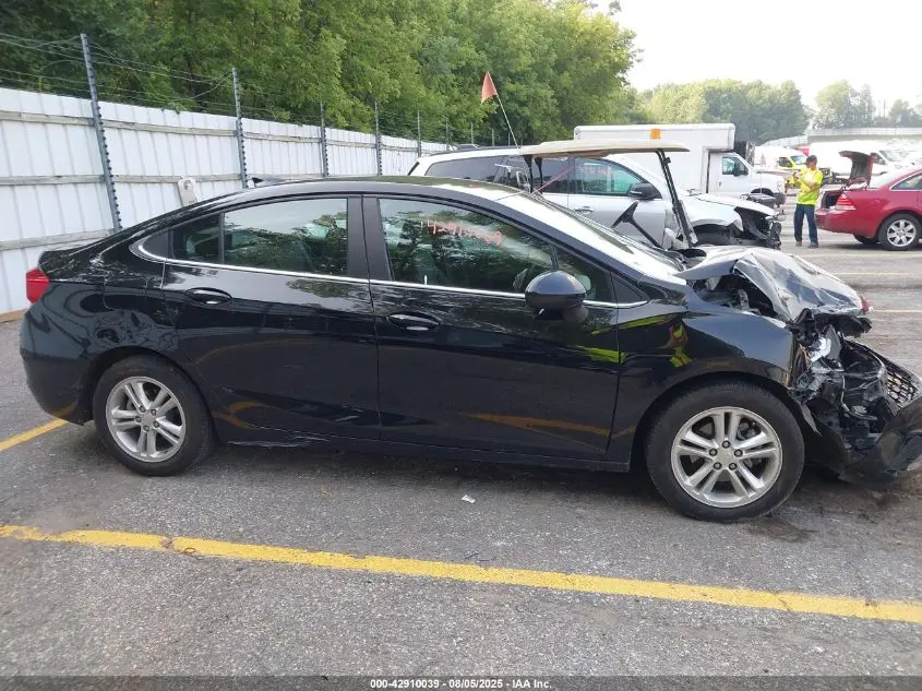 2017 CHEVROLET CRUZE LT AUTO