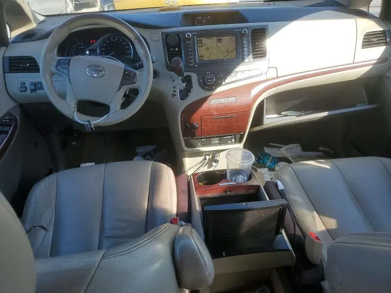 2013 TOYOTA SIENNA XLE 7-PASSENGER  