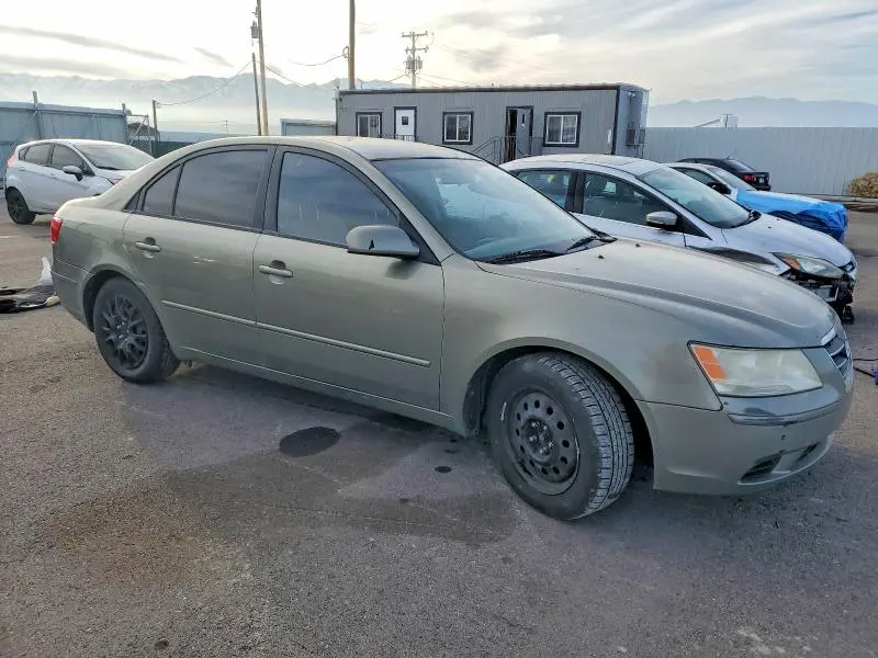 2010 HYUNDAI SONATA GLS  