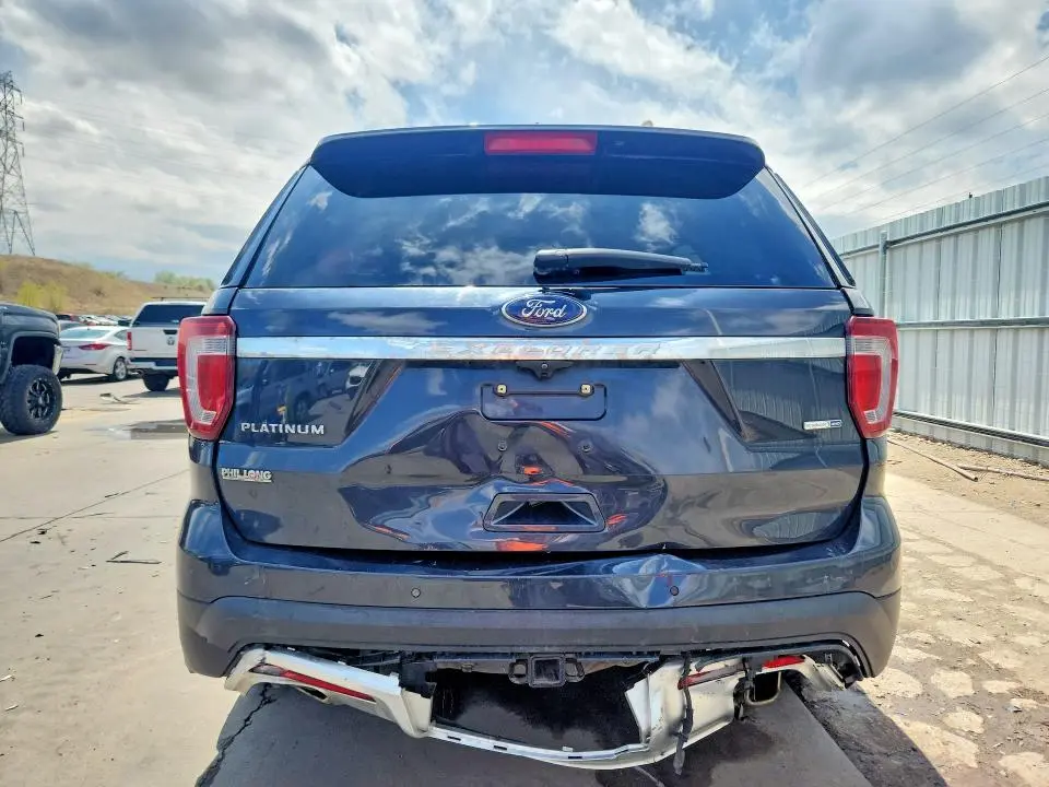 2017 FORD EXPLORER PLATINUM  