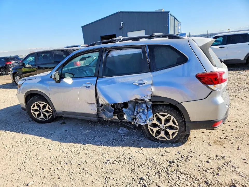 2019 SUBARU FORESTER PREMIUM  