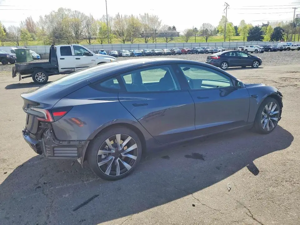 2025 TESLA MODEL 3   