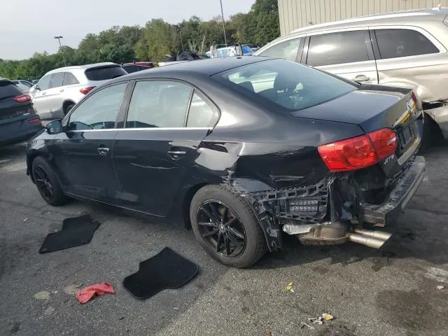 2013 VOLKSWAGEN JETTA SE  