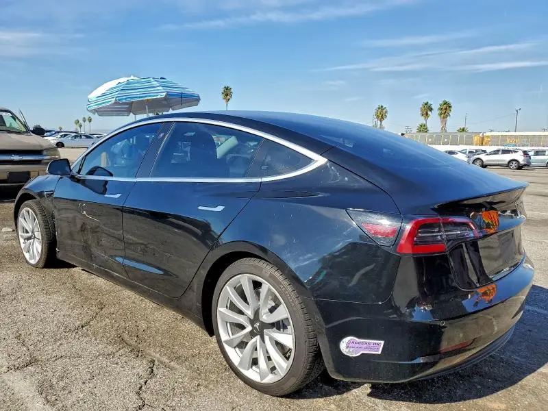 2018 TESLA MODEL 3   