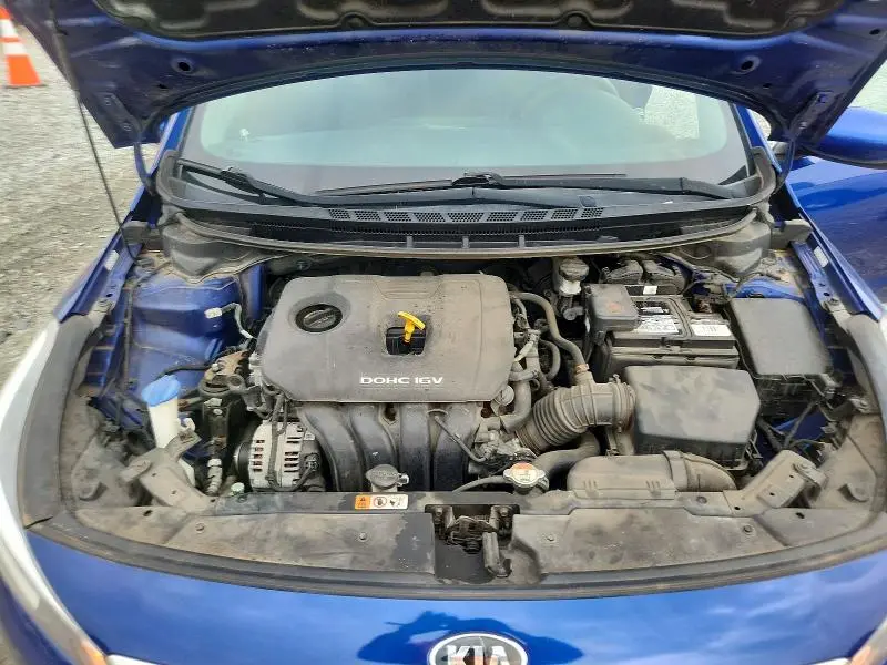 2017 KIA FORTE LX  