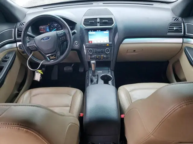 2017 FORD EXPLORER XLT  