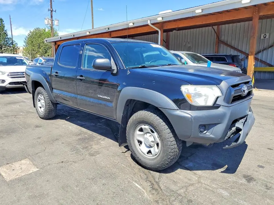 2015 TOYOTA TACOMA V6  
