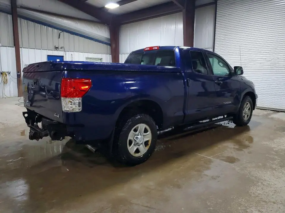 2011 TOYOTA TUNDRA DOUBLE CAB SR5  