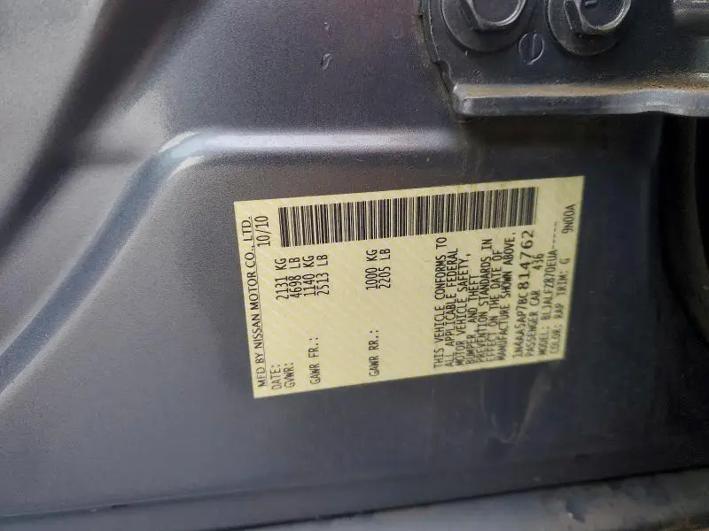 2011 NISSAN MAXIMA S  