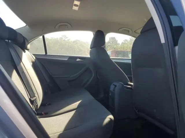 2015 VOLKSWAGEN JETTA SE  