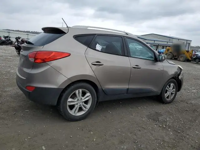 2011 HYUNDAI TUCSON GLS  