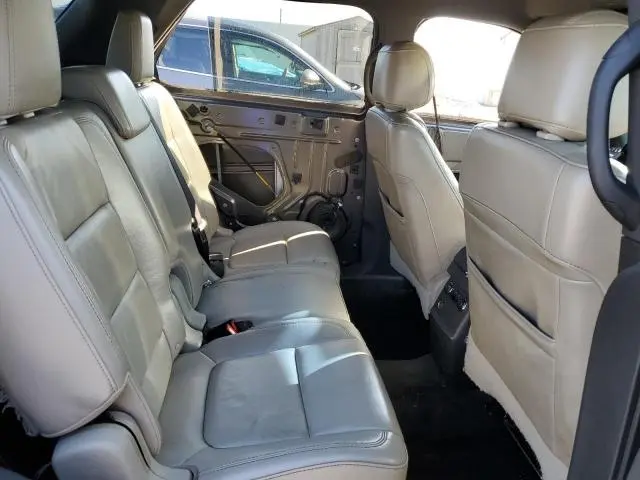 2012 FORD EXPLORER XLT  