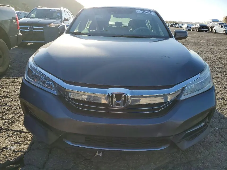 2017 HONDA ACCORD TOURING HYBRID  