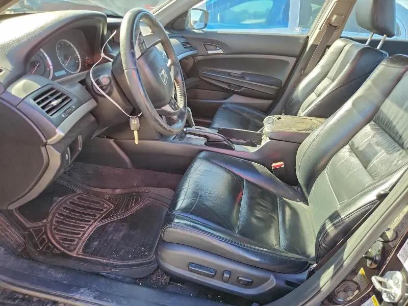 2011 HONDA ACCORD SE  