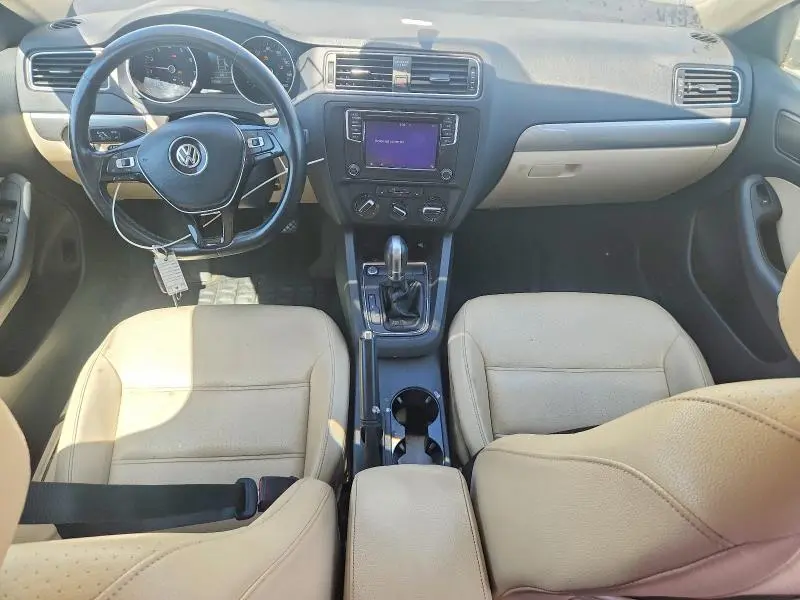 2018 VOLKSWAGEN JETTA SE  