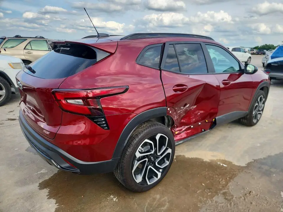 2025 CHEVROLET TRAX 2RS  