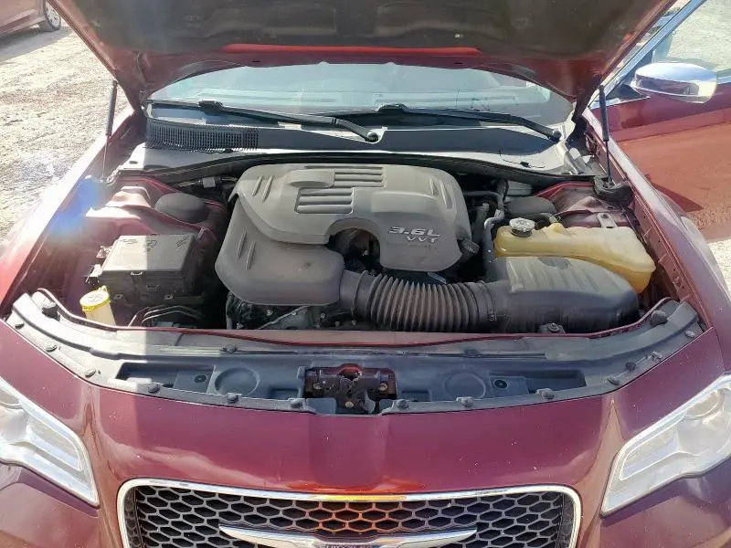 2015 CHRYSLER 300C   
