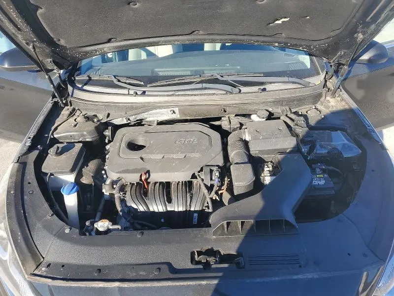 2019 HYUNDAI SONATA SE  