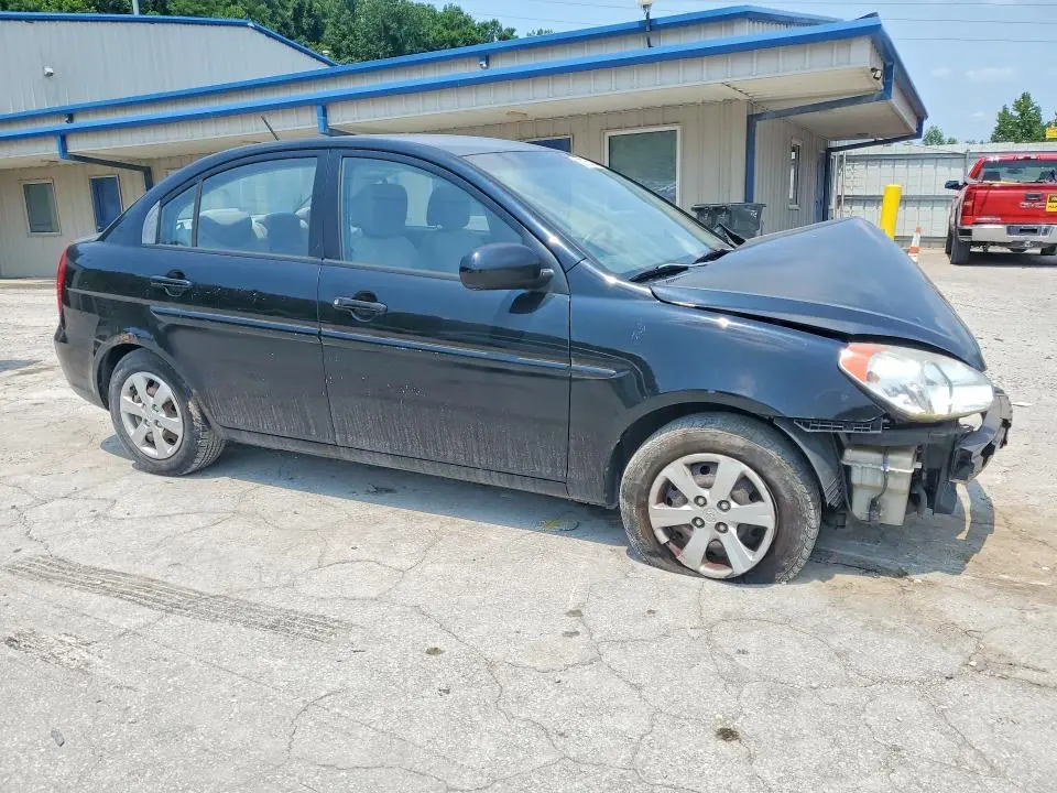 2010 HYUNDAI ACCENT GLS  