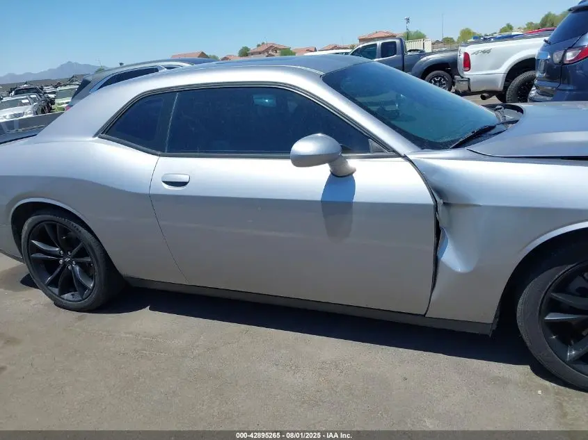 2017 DODGE CHALLENGER SXT