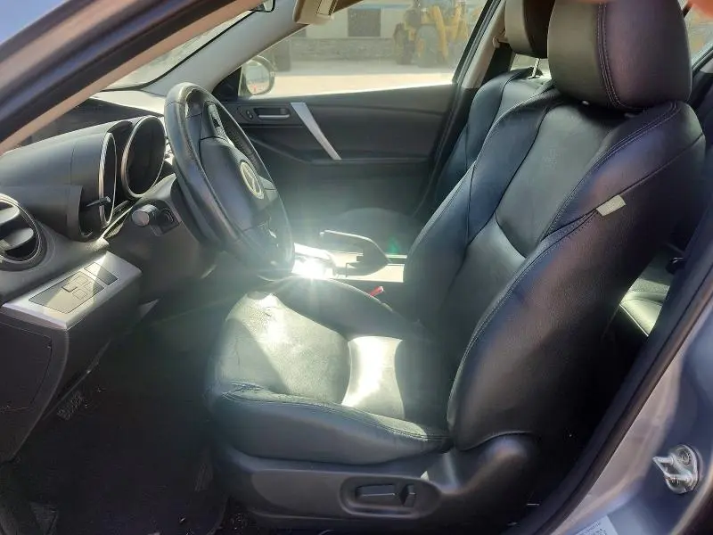 2012 MAZDA 3 S  