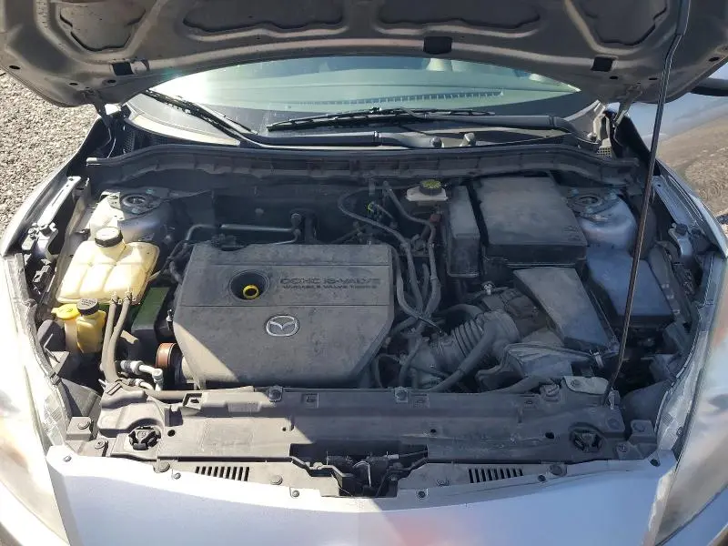 2011 MAZDA 3 I  