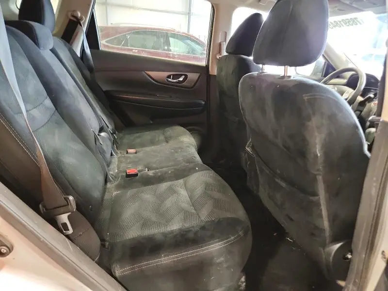 2015 NISSAN ROGUE S  